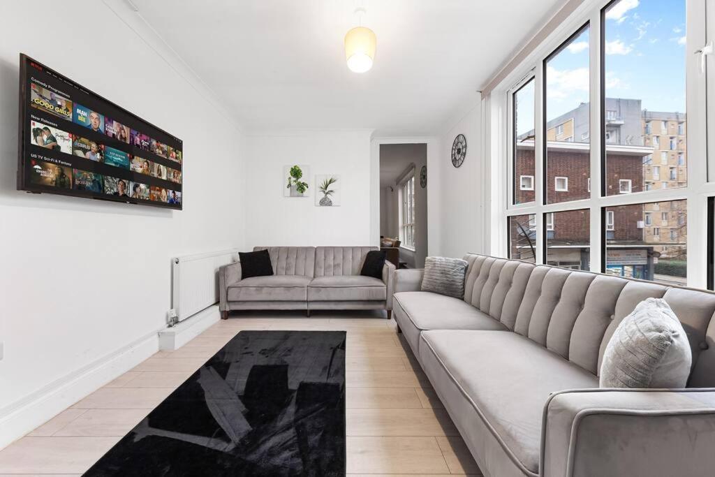 Holiday Home Near Kings Cross Sleep 12 Sp7 Londres Exterior foto